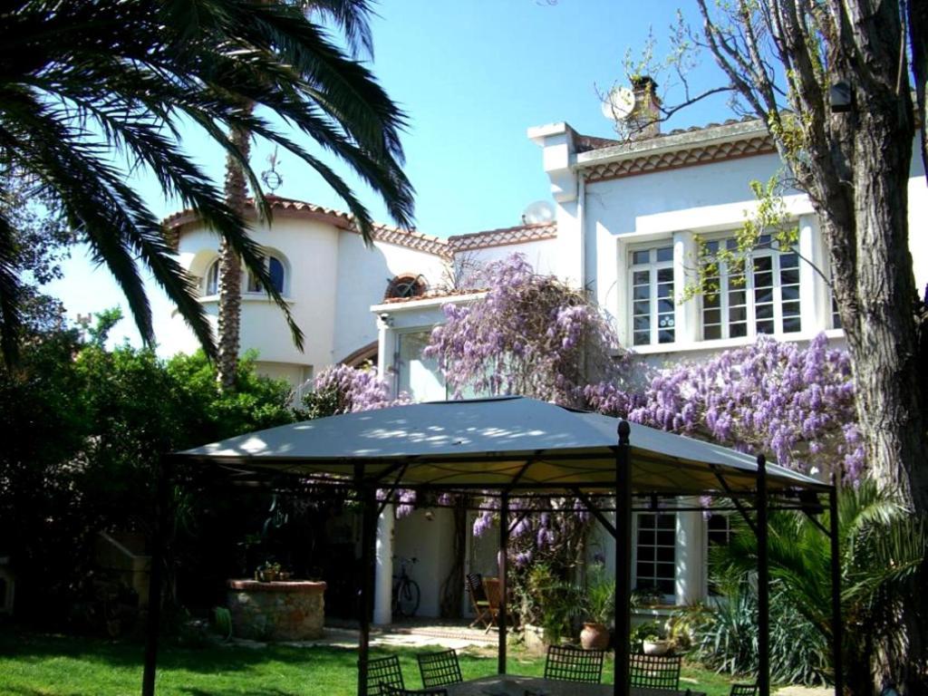 Domaine Saint Nicolas Perpignan Exterior photo